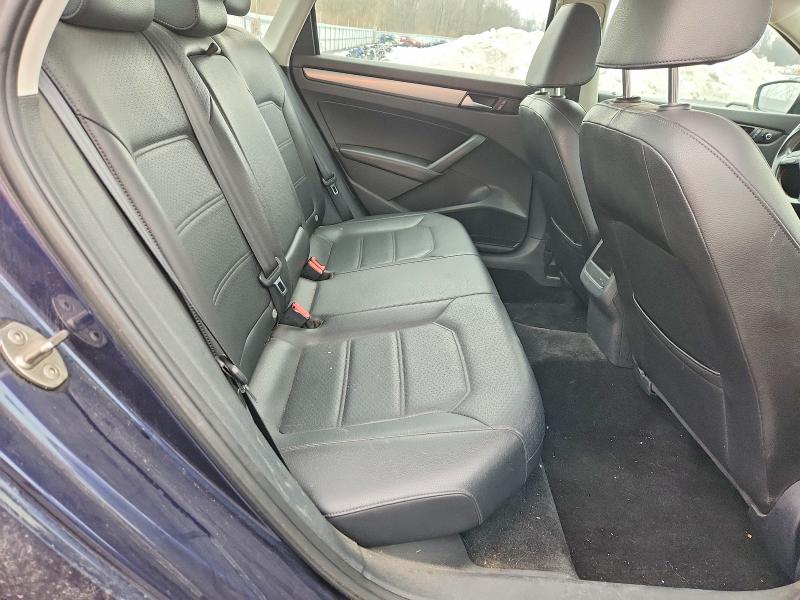 Photo 10 from auction – 2015 VOLKSWAGEN PASSAT with VIN 1VWAT7A32FC029436