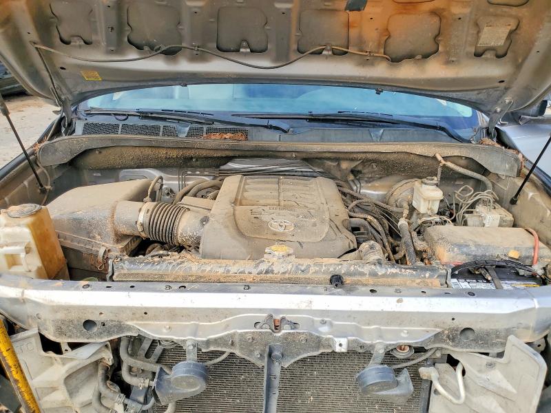 Photo 11 from auction – 2012 TOYOTA TUNDRA with VIN 5TFDW5F12CX212083