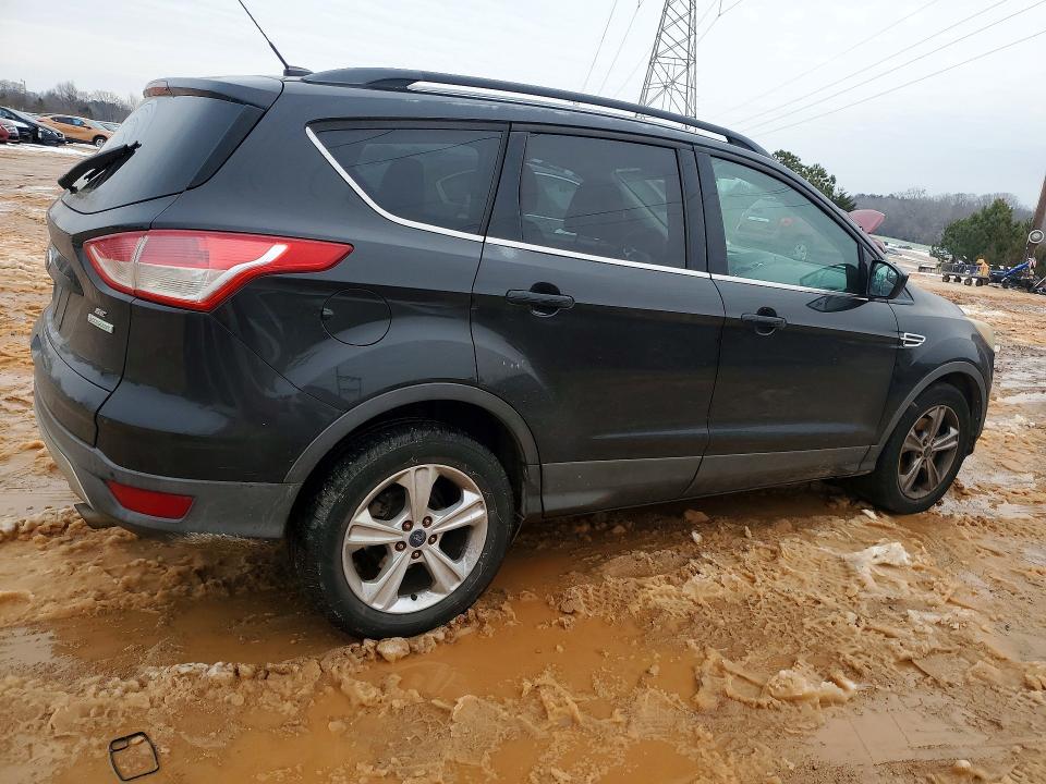 Photo 3 from auction – 2014 FORD ESCAPE SE with VIN 1FMCU0GX7EUC46947