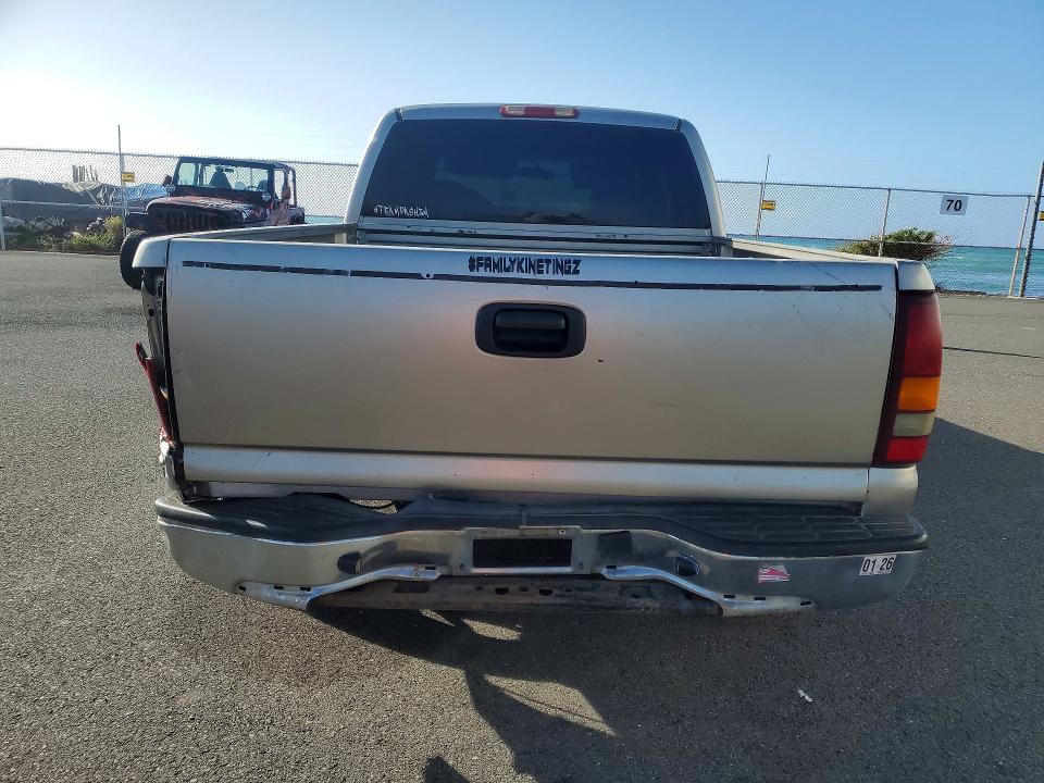 Photo 6 from auction – 2001 CHEVROLET SILVERADO with VIN 2GCEC19W311263339