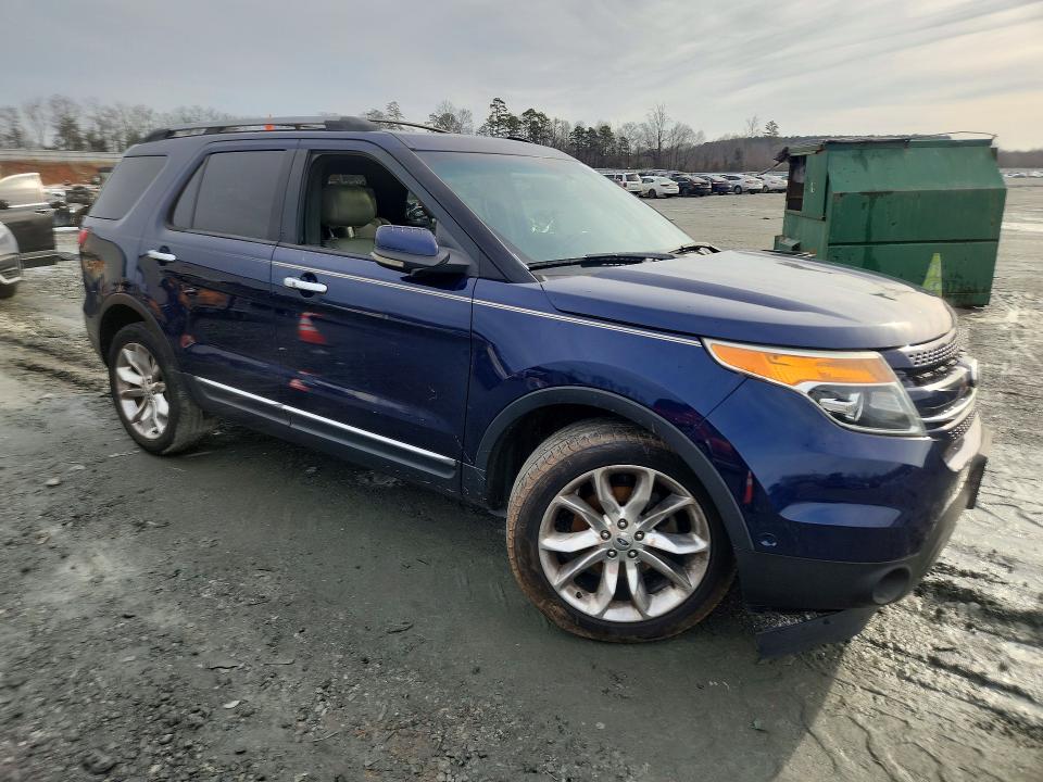 Photo 4 from auction – 2011 FORD EXPLORER L with VIN 1FMHK8F89BGA27258