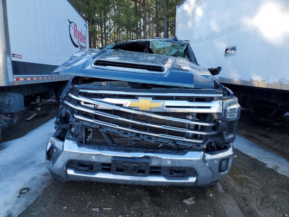Photo 5 from auction – 2024 CHEVROLET SILVERADO with VIN 1GC4YUEY8RF373796
