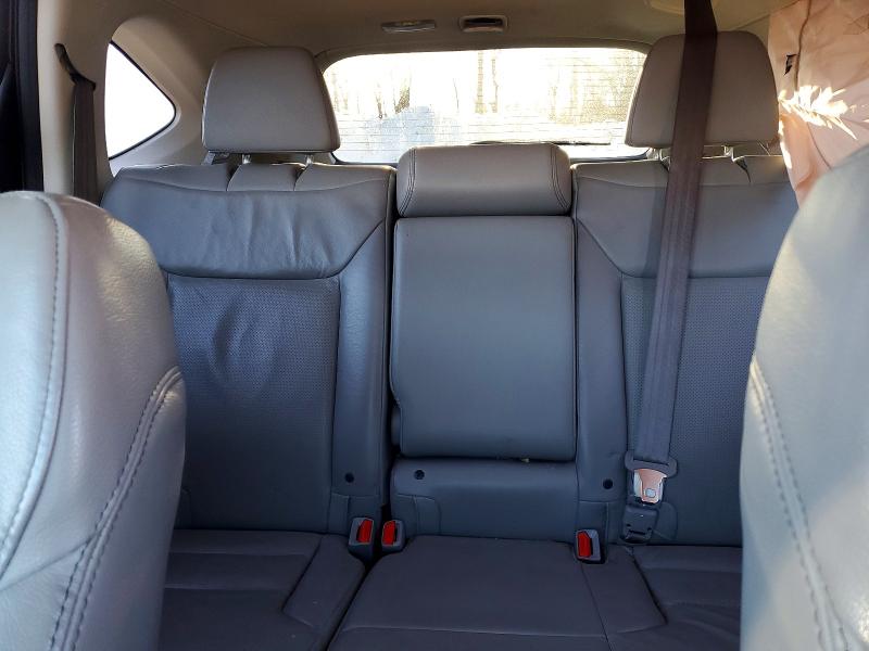 Photo 10 from auction – 2015 HONDA CR-V with VIN 2HKRM4H79GH604065