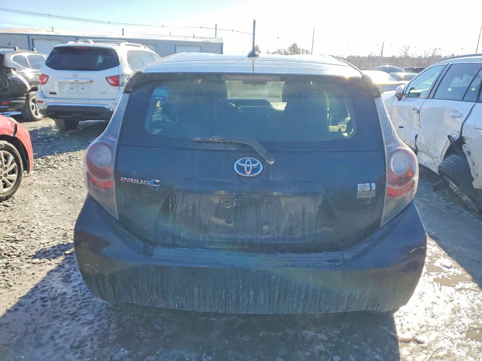 Фото 6 с аукциона – 2012 TOYOTA PRIUS C с VIN JTDKDTB36C1519087