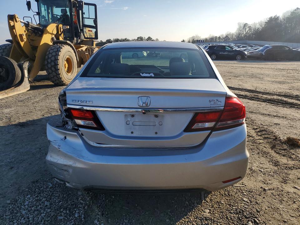 Zdjęcie 6 z aukcji – 2013 HONDA CIVIC LX z VIN 19XFB2F53DE099929