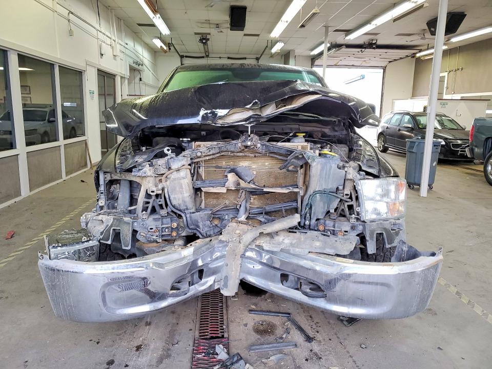 Photo 5 from auction – 2018 RAM 1500 with VIN 1C6RR7TT6JS351911