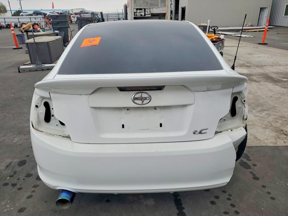 Photo 6 from auction – 2012 TOYOTA SCION TC with VIN JTKJF5C78C3036328