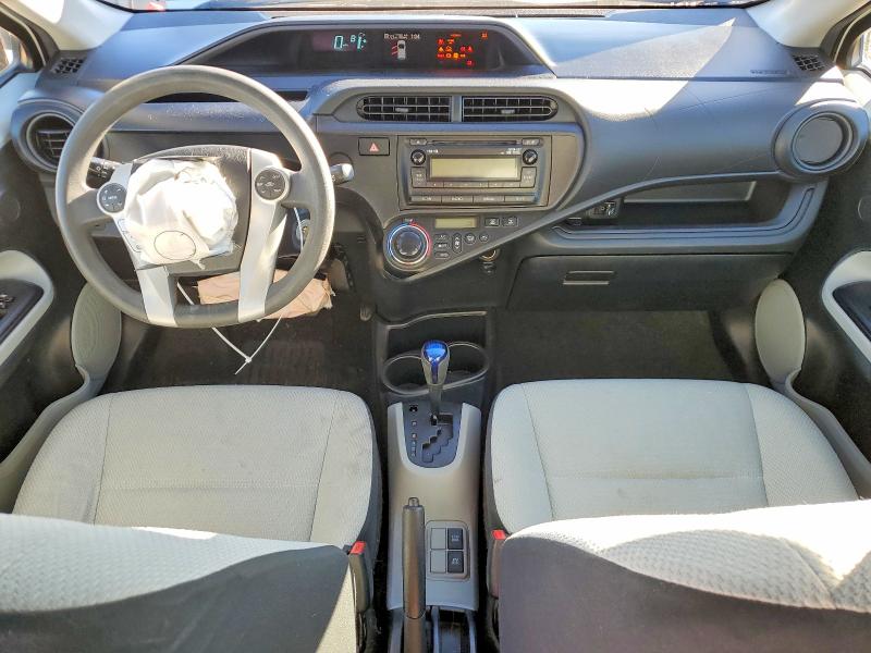 Photo 8 from auction – 2014 TOYOTA PRIUS C with VIN JTDKDTB33E1068154