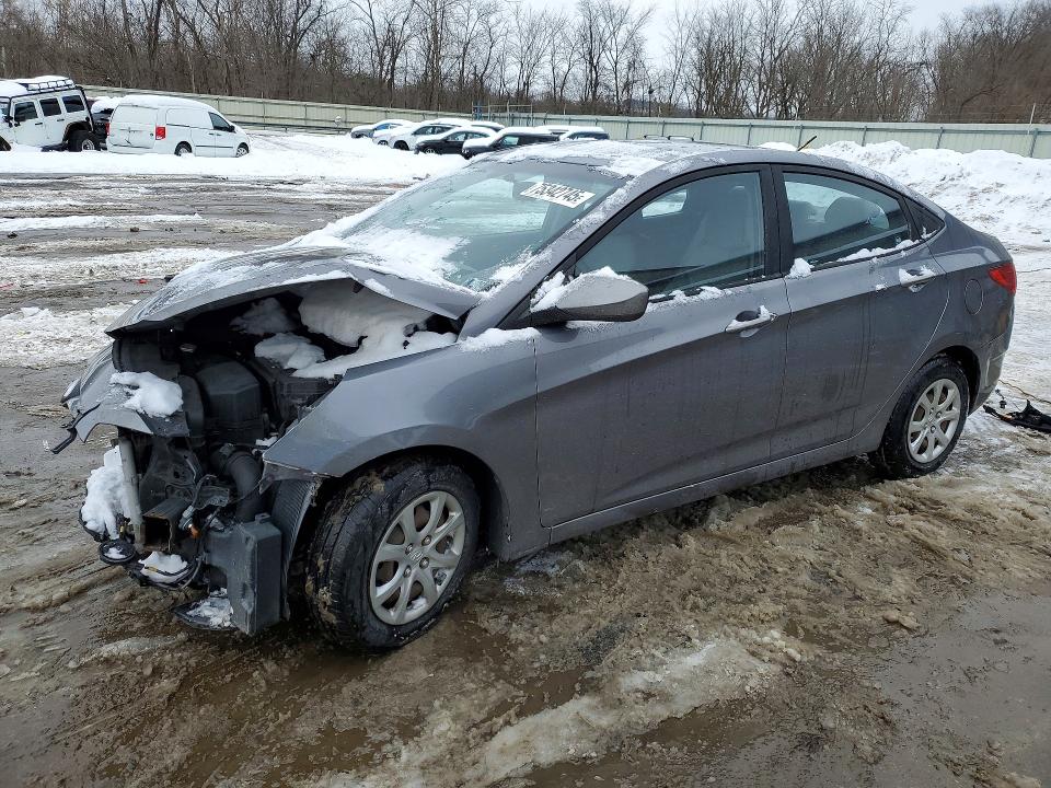 HYUNDAI ACCENT GLS 2014 with VIN KMHCT4AE2EU637098 - Photo from auction