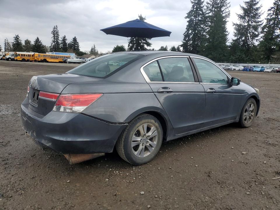 Photo 3 from auction – 2011 HONDA ACCORD with VIN 1HGCP2F48BA092729