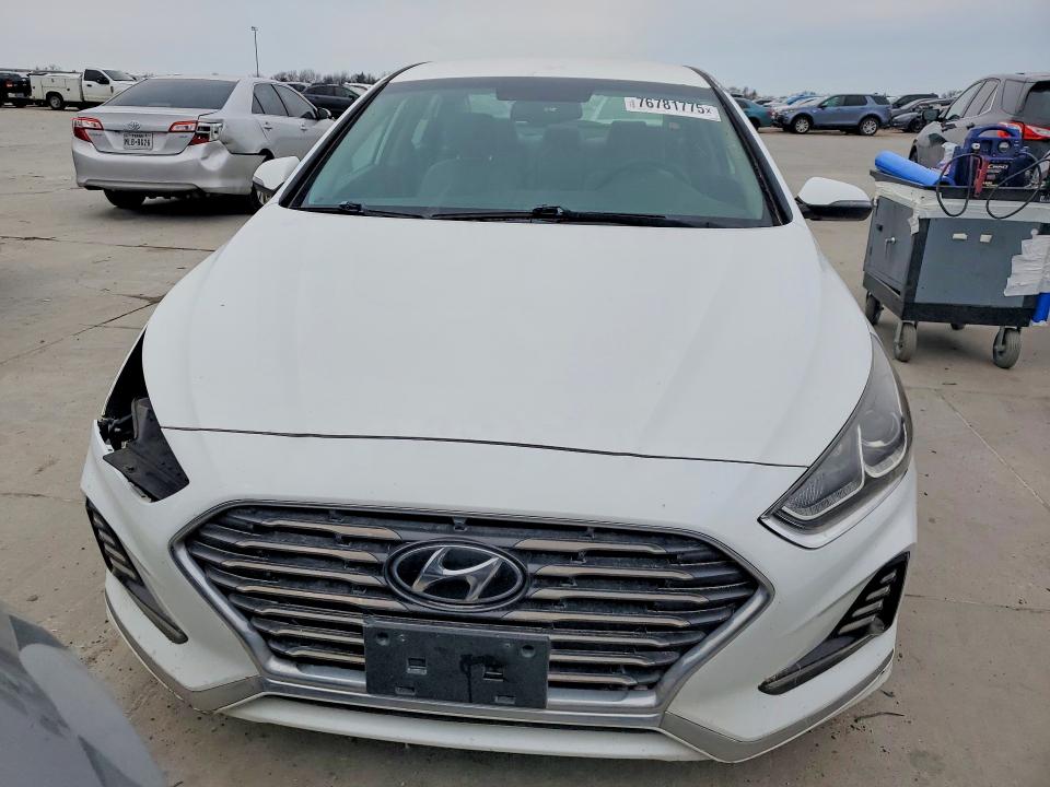 Photo 5 from auction – 2018 HYUNDAI SONATA with VIN 5NPE34AF6JH613607