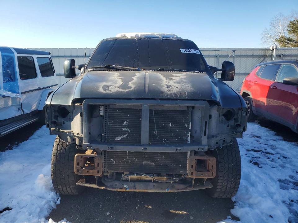 Photo 5 from auction – 2005 FORD F250 with VIN 1FTSW21P95EB00431