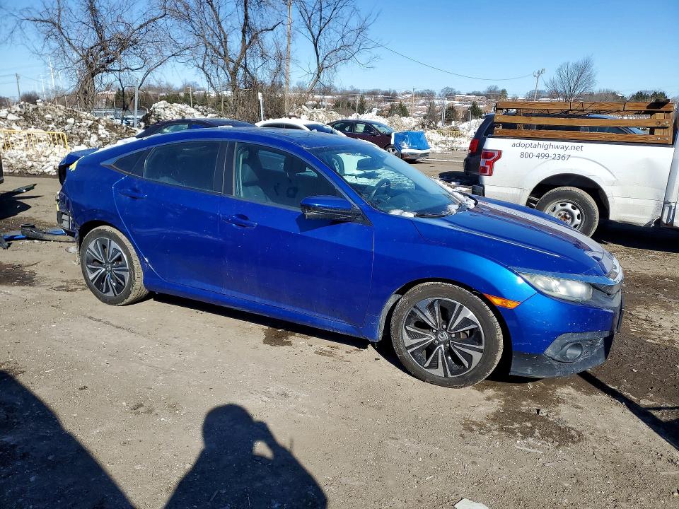 Photo 4 from auction – 2016 HONDA CIVIC EX with VIN 19XFC1F37GE035242