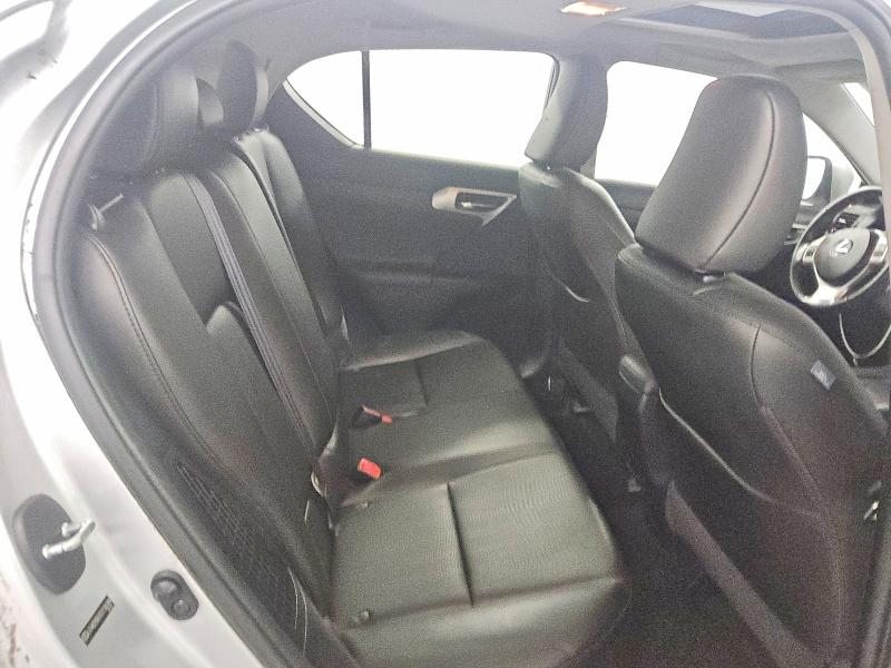 Photo 10 from auction – 2013 LEXUS CT with VIN JTHKD5BH7D2136289