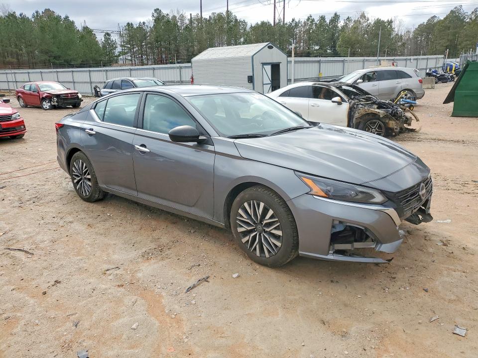 Photo 4 from auction – 2024 NISSAN ALTIMA with VIN 1N4BL4DV5RN352817