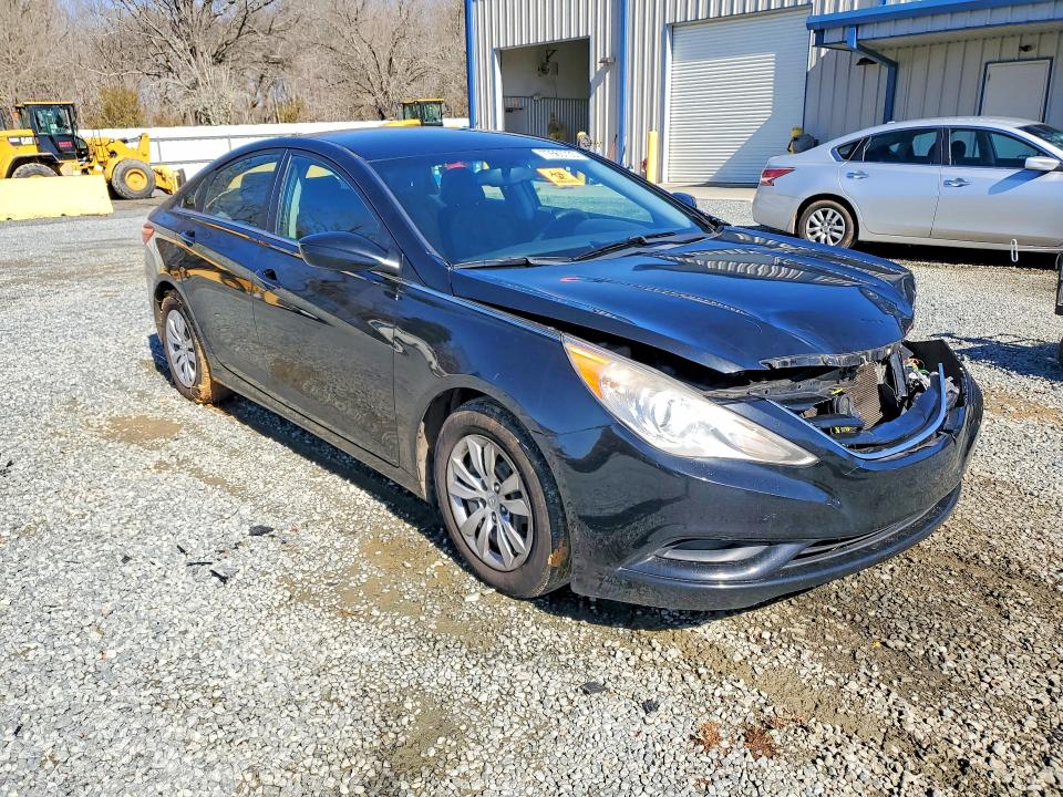 Photo 4 from auction – 2012 HYUNDAI SONATA with VIN 5NPEB4AC4CH393749