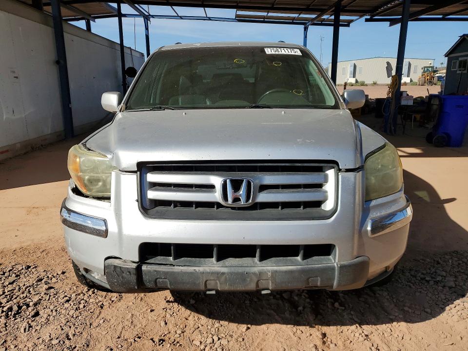 Photo 5 from auction – 2006 HONDA PILOT EX with VIN 5FNYF28536B003143
