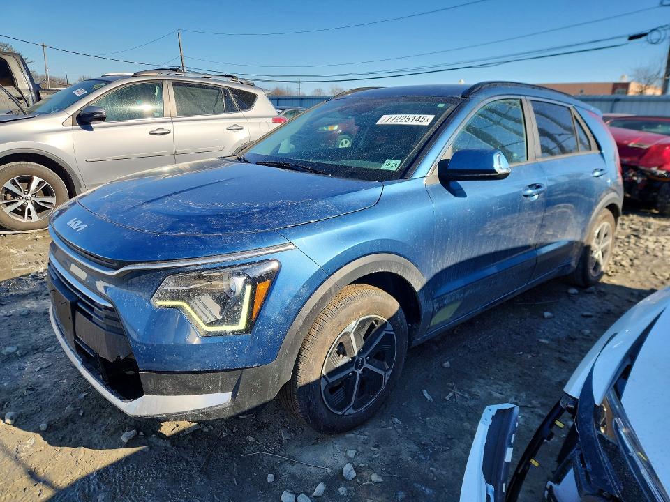KIA NIRO 2023 with VIN KNDCR3LEXP5117187 - Photo from auction