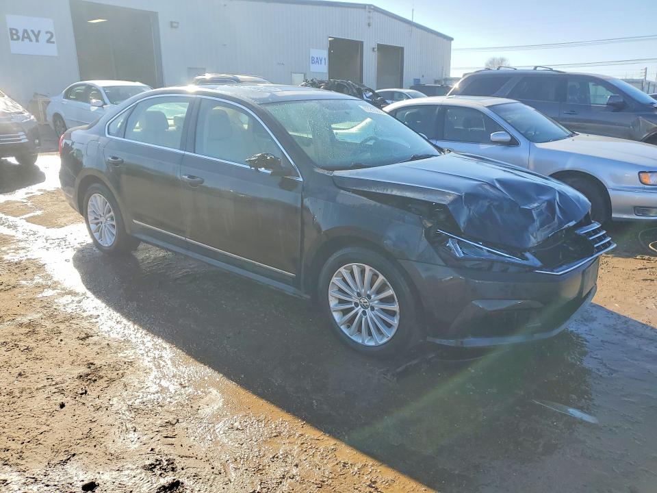 Photo 4 from auction – 2016 VOLKSWAGEN PASSAT with VIN 1VWBS7A36GC036060