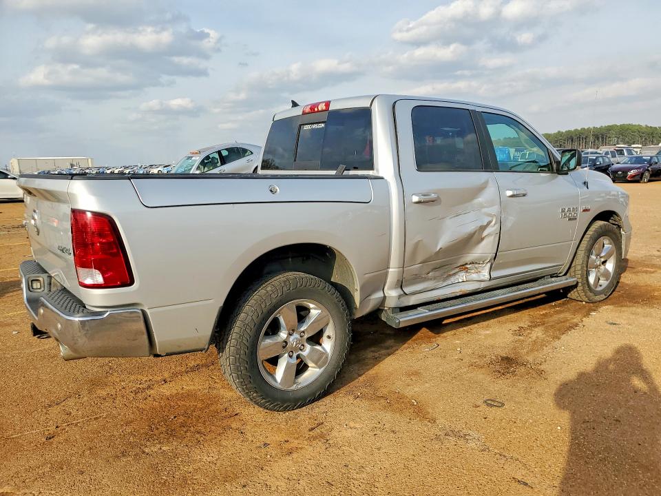 Photo 3 from auction – 2019 RAM 1500 CLASSIC with VIN 1C6RR7LT2KS527211