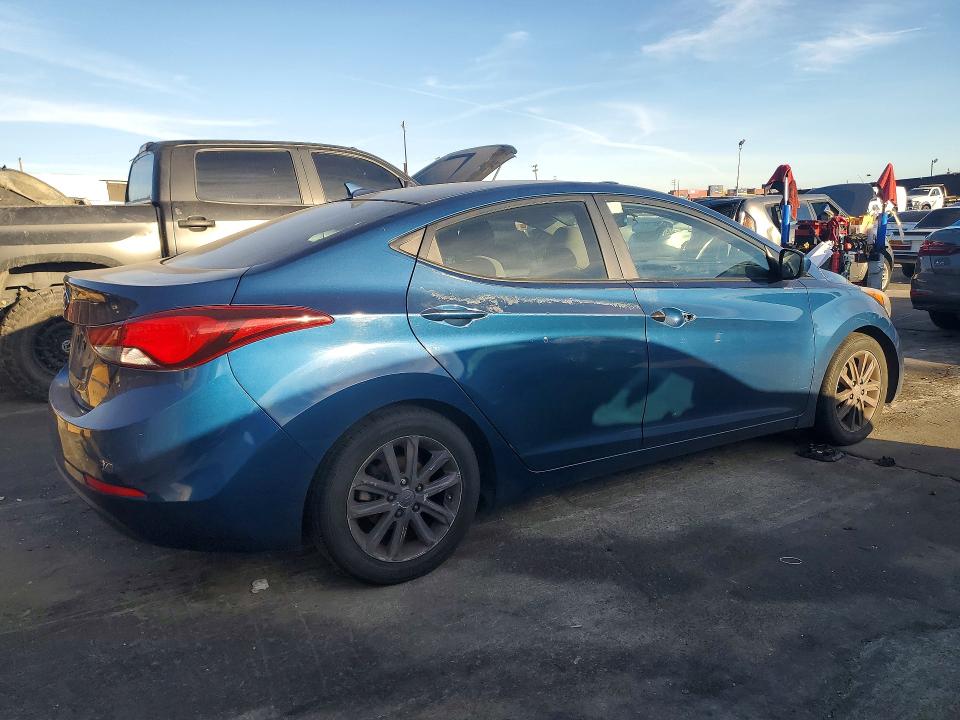 Photo 3 from auction – 2015 HYUNDAI ELANTRA with VIN KMHDH4AE2FU457546