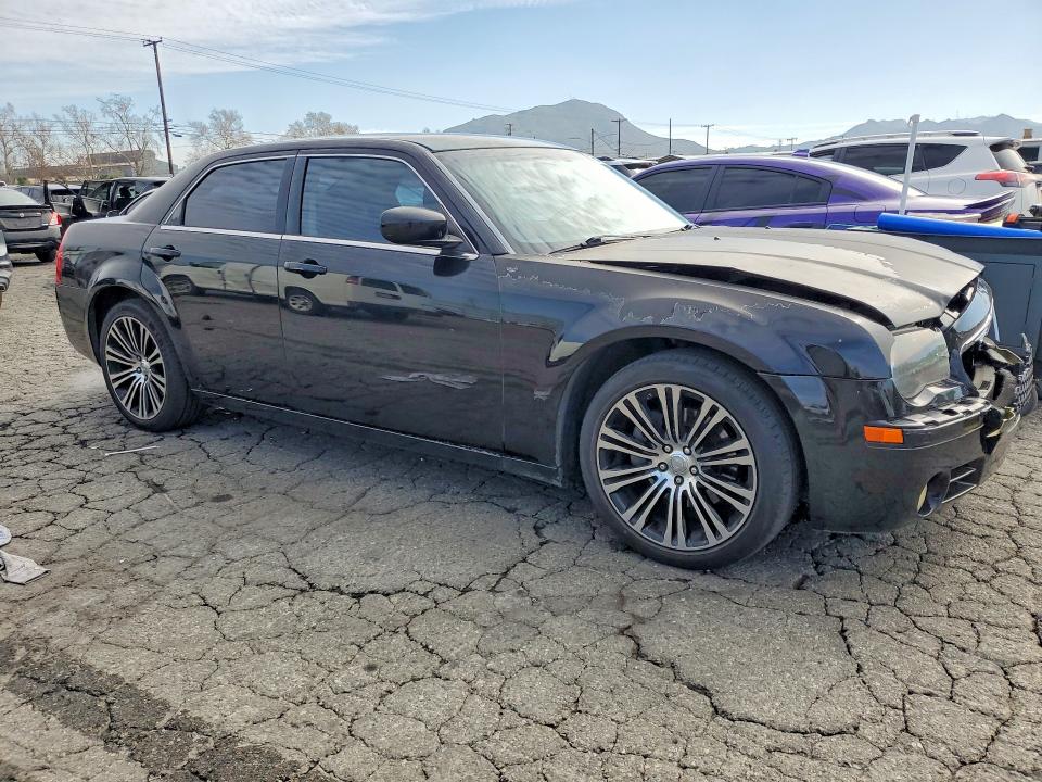 Photo 4 from auction – 2010 CHRYSLER 300 S with VIN 2C3CA2CV5AH330456