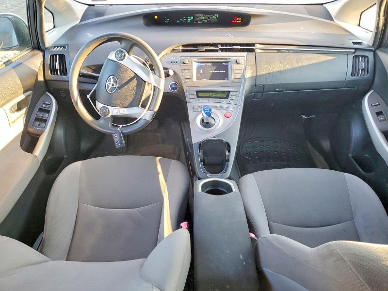 Photo 8 from auction – 2013 TOYOTA PRIUS with VIN JTDKN3DU8D1641941