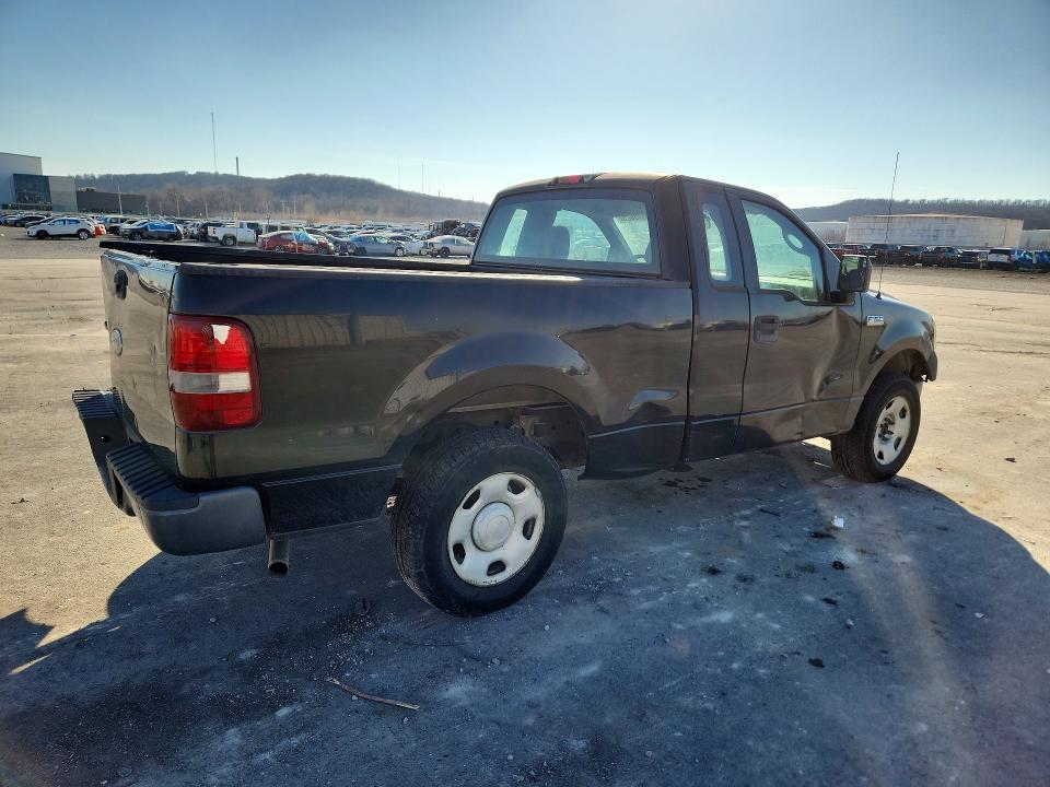 Photo 3 from auction – 2005 FORD F150 with VIN 1FTRF12285NB31665