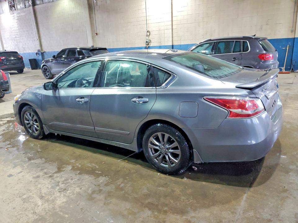 Photo 2 from auction – 2015 NISSAN ALTIMA with VIN 1N4AL3AP8FC157250