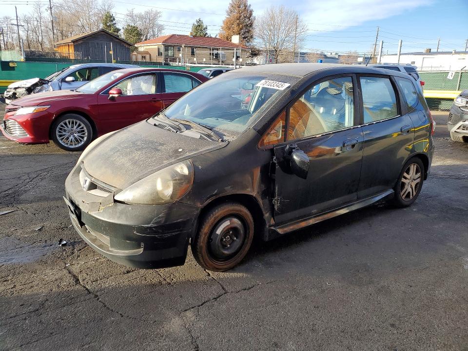 HONDA FIT 2008 with VIN JHMGD38638S042528 - Photo from auction