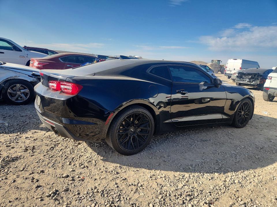 Photo 3 from auction – 2019 CHEVROLET CAMARO LS with VIN 1G1FB1RX9K0128629