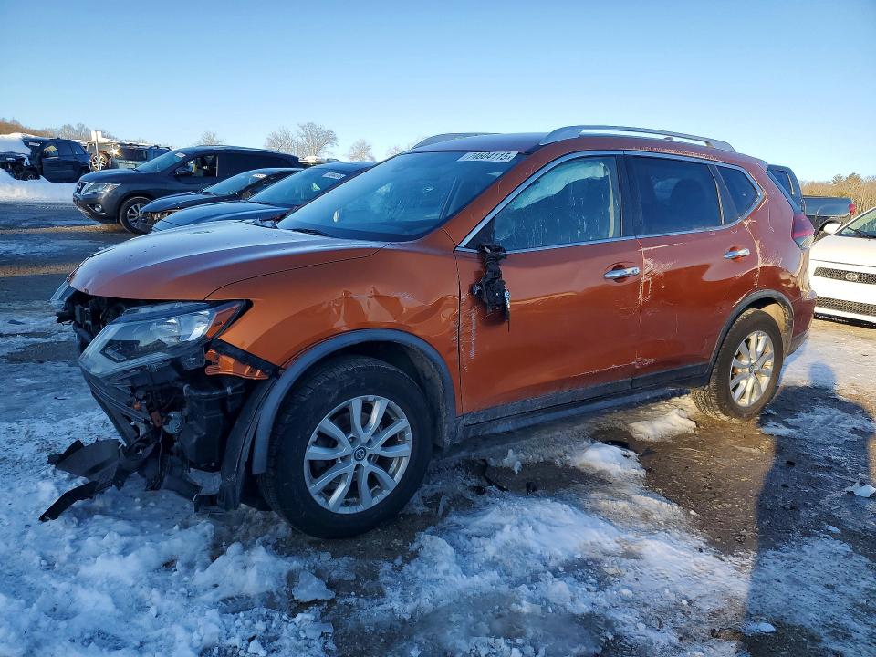 NISSAN ROGUE 2019 with VIN JN8AT2MV7KW376115 - Photo from auction