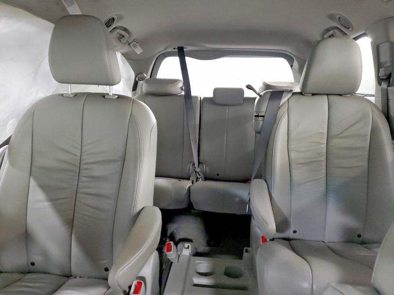 Photo 10 from auction – 2012 TOYOTA SIENNA with VIN 5TDYK3DC8CS215386