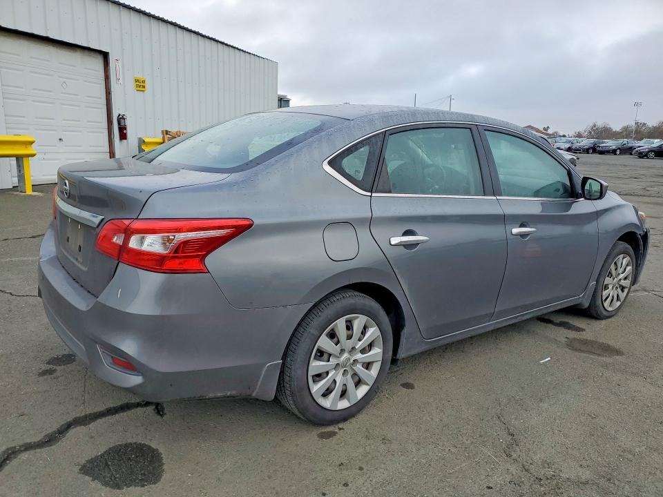 Photo 3 from auction – 2016 NISSAN SENTRA S with VIN 3N1AB7AP9GY336428
