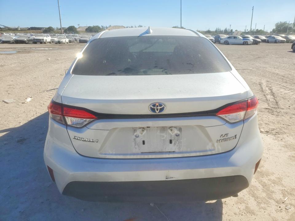 Photo 6 from auction – 2024 TOYOTA COROLLA with VIN JTDBCMFE7R3063246
