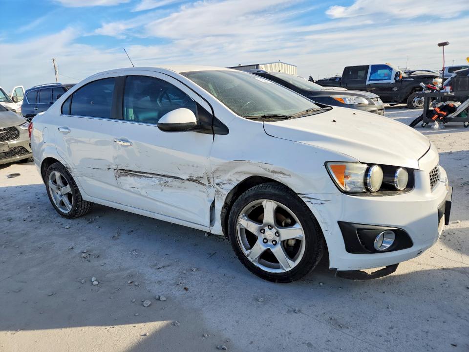 Photo 4 from auction – 2015 CHEVROLET SONIC with VIN 1G1JE5SB2F4189536