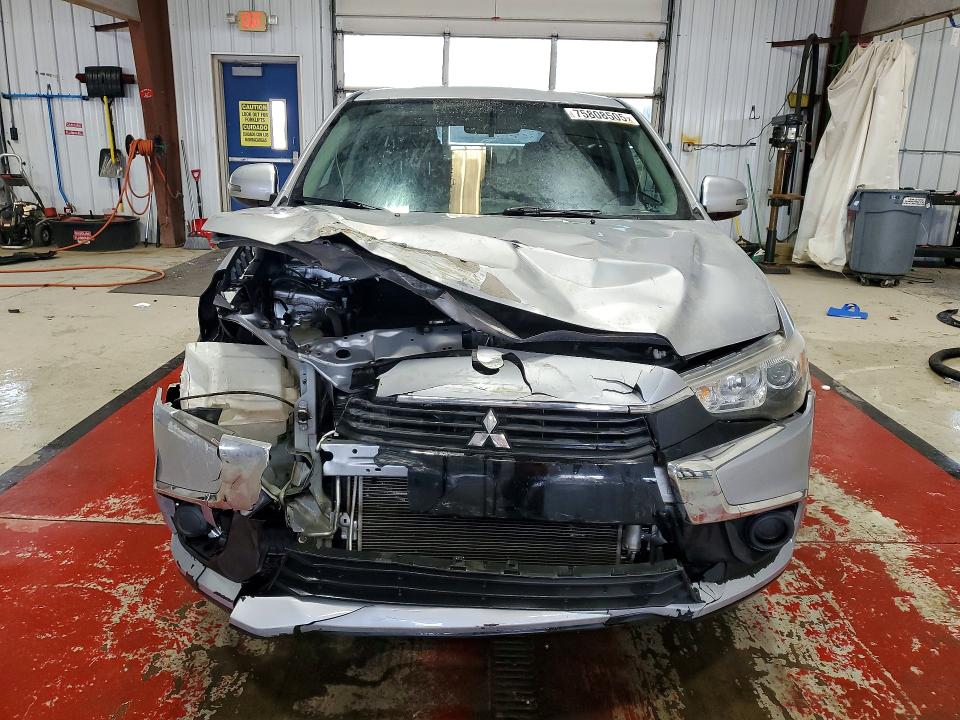 Photo 5 from auction – 2017 MITSUBISHI OUTLANDER with VIN JA4AP3AU2HZ007469