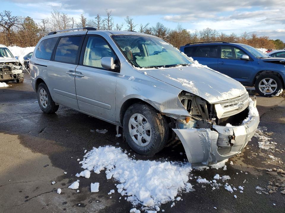 Photo 4 from auction – 2010 KIA SEDONA with VIN KNDMG4C33A6325377