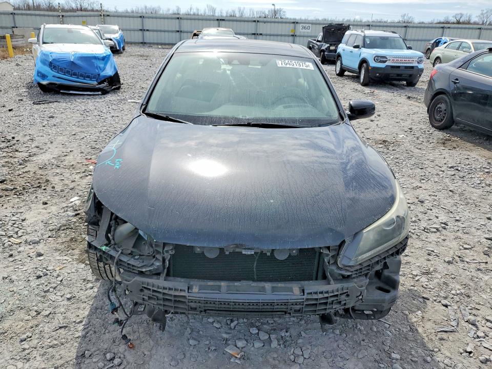 Photo 5 from auction – 2015 HONDA ACCORD with VIN 1HGCR2F89FA094640