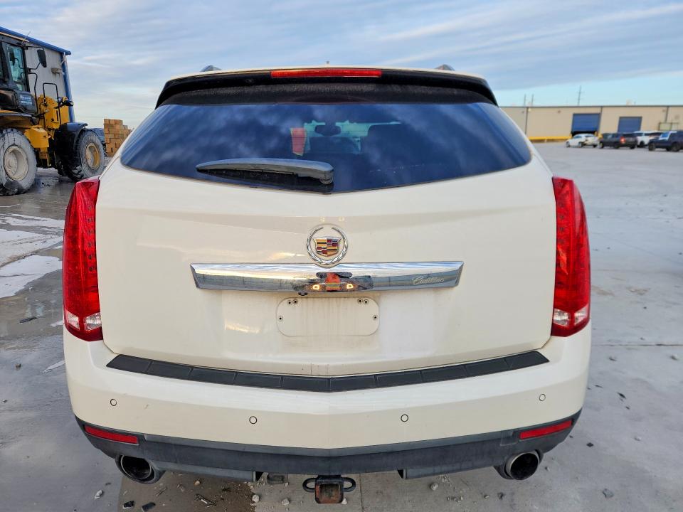 Photo 6 from auction – 2014 CADILLAC SRX with VIN 3GYFNBE33ES685275