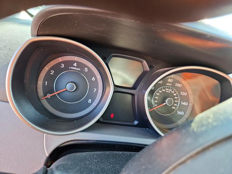 Photo 9 from auction – 2015 HYUNDAI ELANTRA with VIN 5NPDH4AE2FH637057