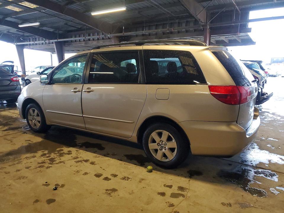 Photo 2 from auction – 2004 TOYOTA SIENNA XLE with VIN 5TDZA22C54S047468