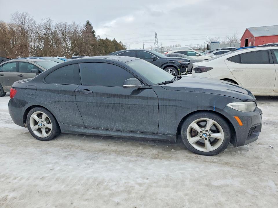 Photo 4 from auction – 2016 BMW 228 with VIN WBA1G9C57GV726119