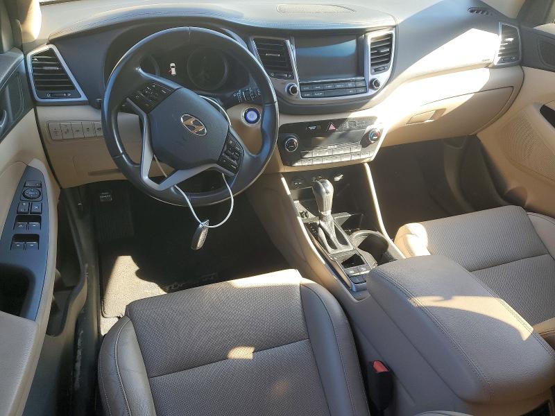 Foto 8 de la subasta – 2016 HYUNDAI TUCSON con VIN KM8J3CA28GU084466