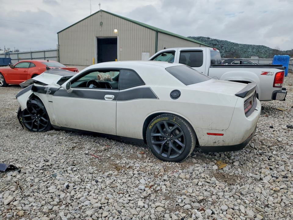 Photo 2 from auction – 2019 DODGE CHALLENGER with VIN 2C3CDZBT6KH677067