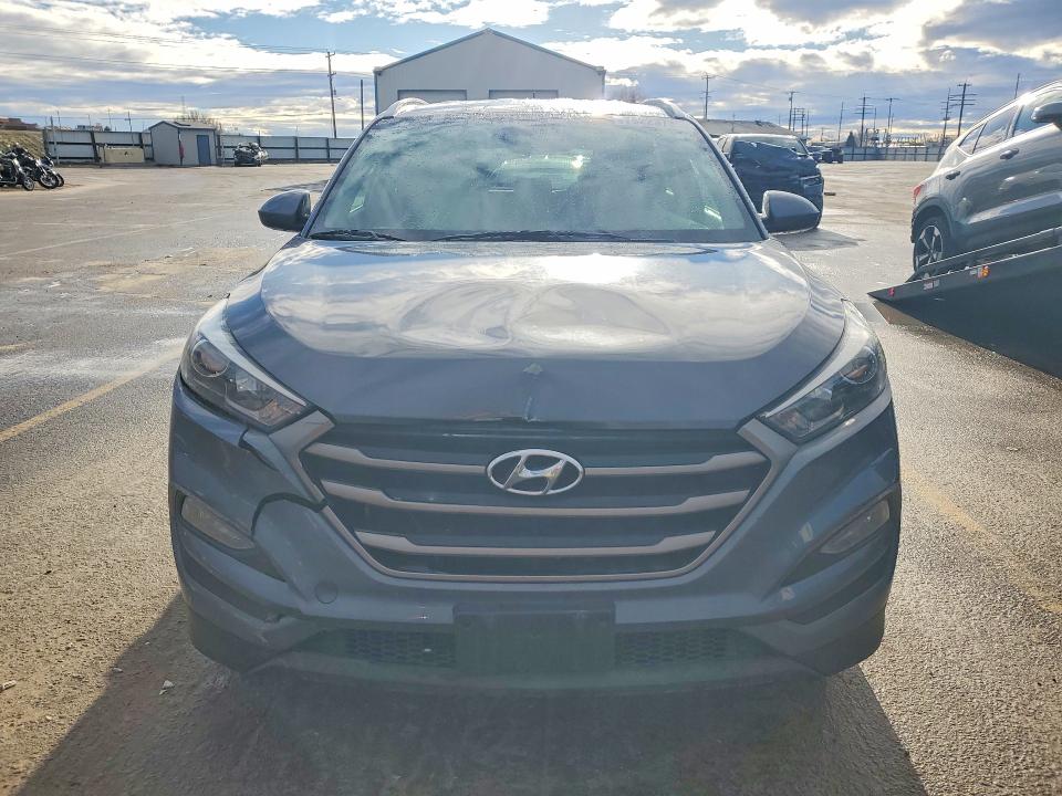 Foto 5 de la subasta – 2016 HYUNDAI TUCSON LIM con VIN KM8J3CA47GU206428