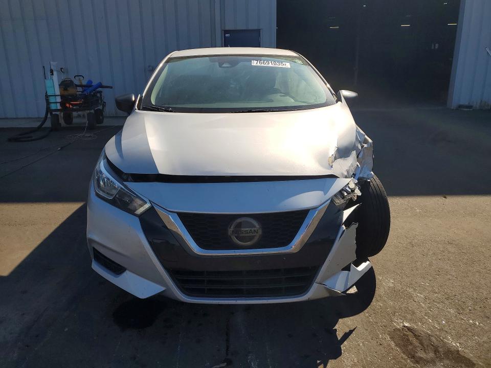 Photo 5 from auction – 2020 NISSAN VERSA with VIN 3N1CN8DV9LL828870