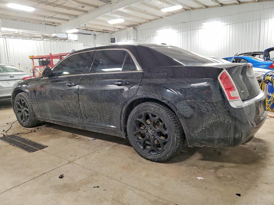 Photo 2 from auction – 2013 CHRYSLER 300 with VIN 2C3CCARG6DH533499
