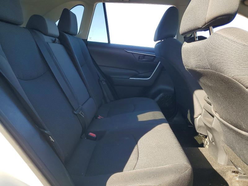 Photo 11 from auction – 2020 TOYOTA RAV4 with VIN 2T3H1RFV3LW066114