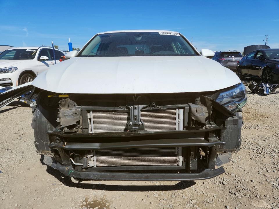 Photo 5 from auction – 2022 VOLKSWAGEN JETTA with VIN 3VWEM7BU6NM019236